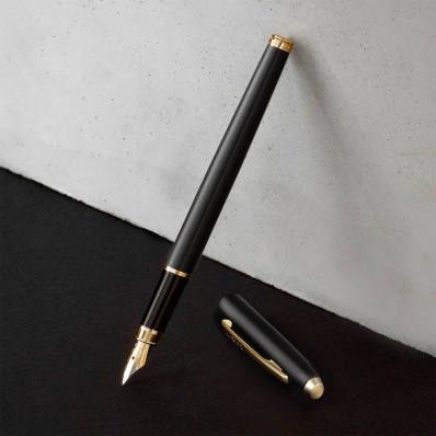 Ручка перьевая "Sterling"  черн./золот.  п8211